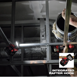 Reflector Compacto Plegable USB M18 ROVER Milwaukee 2359-20